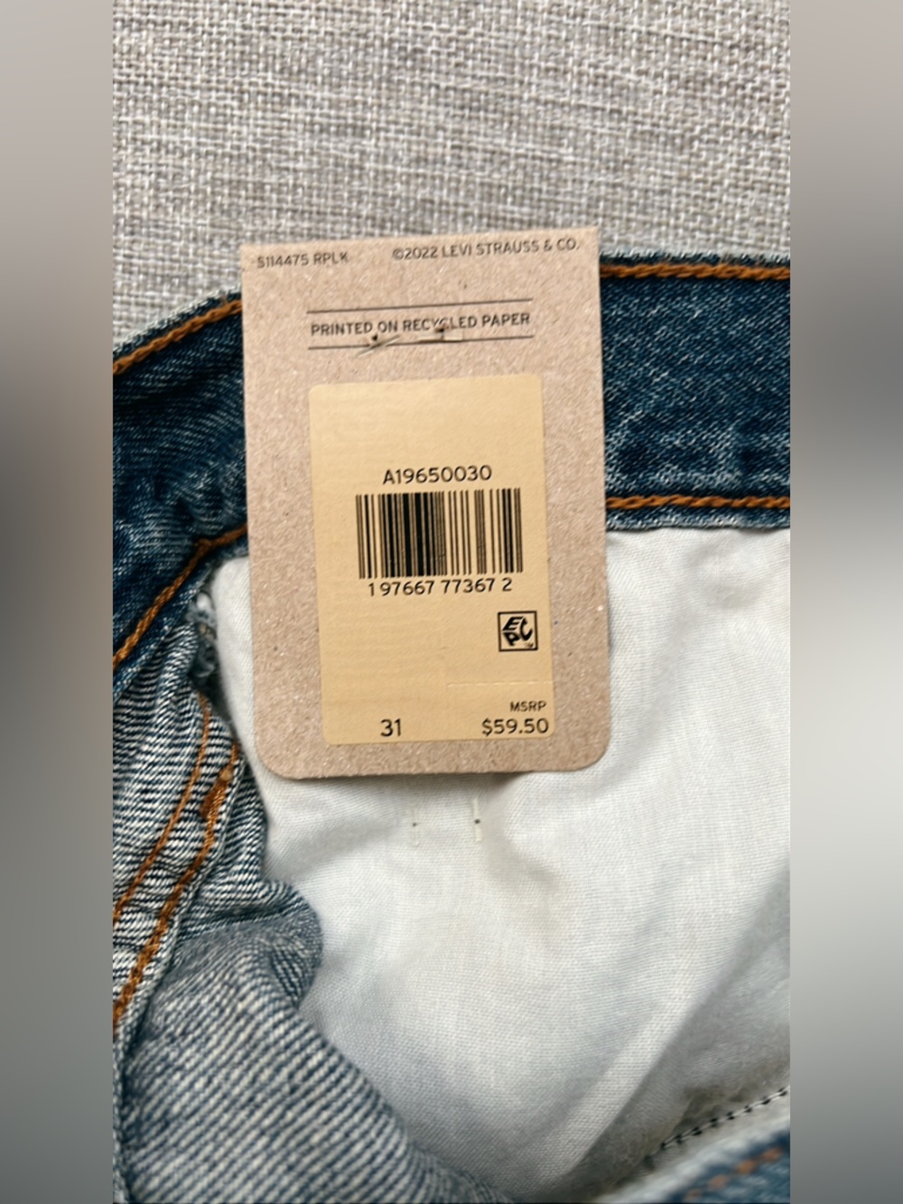 Levi's Women's High Waisted Mom Shorts - Picture 10 of 10
